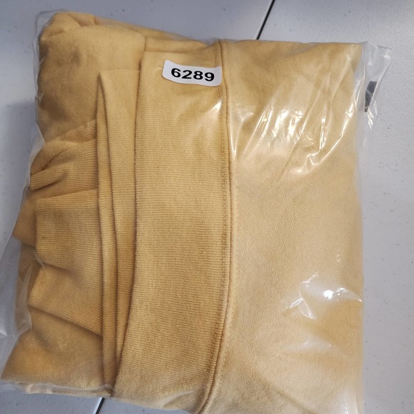 Walt Disney World Yellow Rainbow Hoodie Size Medium - Picture 6 of 6